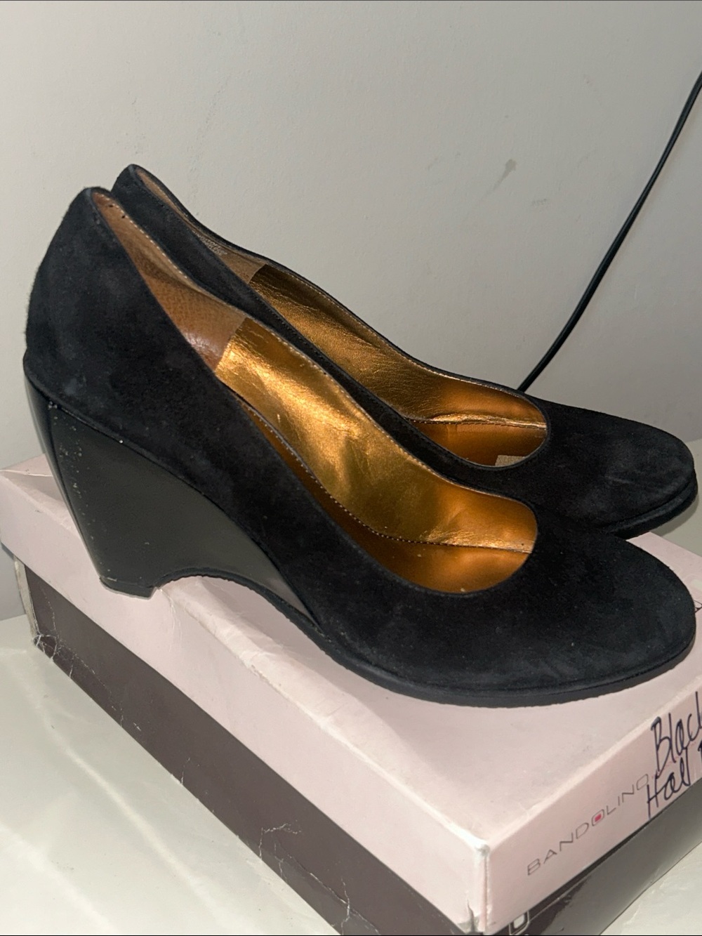 Bandolino Black Suede Wedge Pumps with Gold Interior size 8